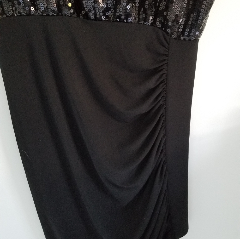 BCBG Generation Black Sequin Cocktail Dress Wedding Guest - Picture 5 of 6